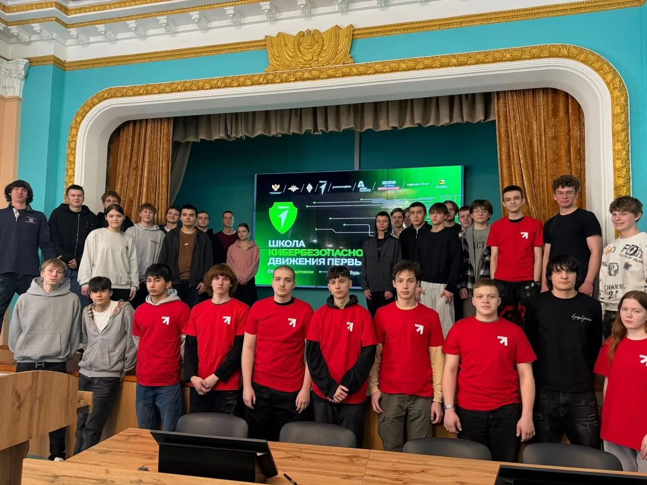 Акция "Наши защитники Отечества"